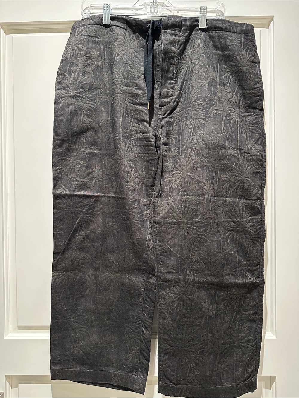 Chimala Wide Leg Cropped Palm Tree Pants - Size M - Like New!!!